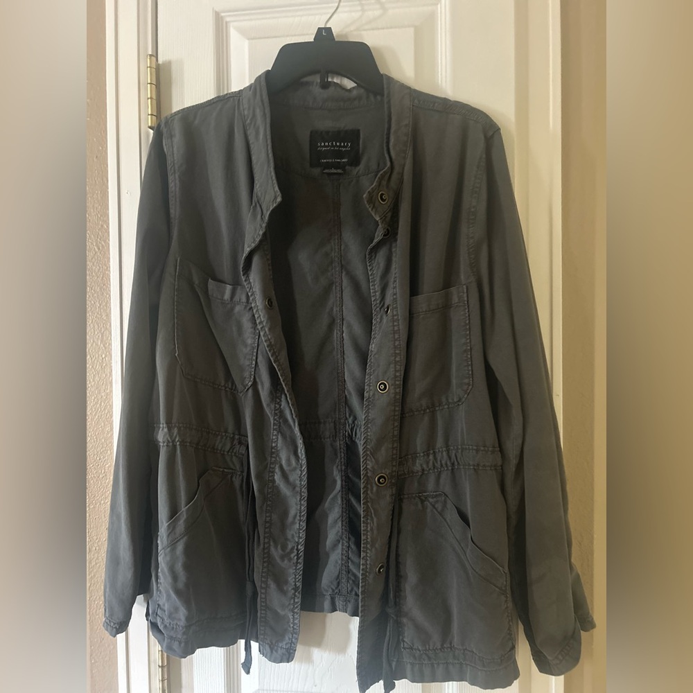 Women’s Lightweight Sanctuary Utility Jacket. L.